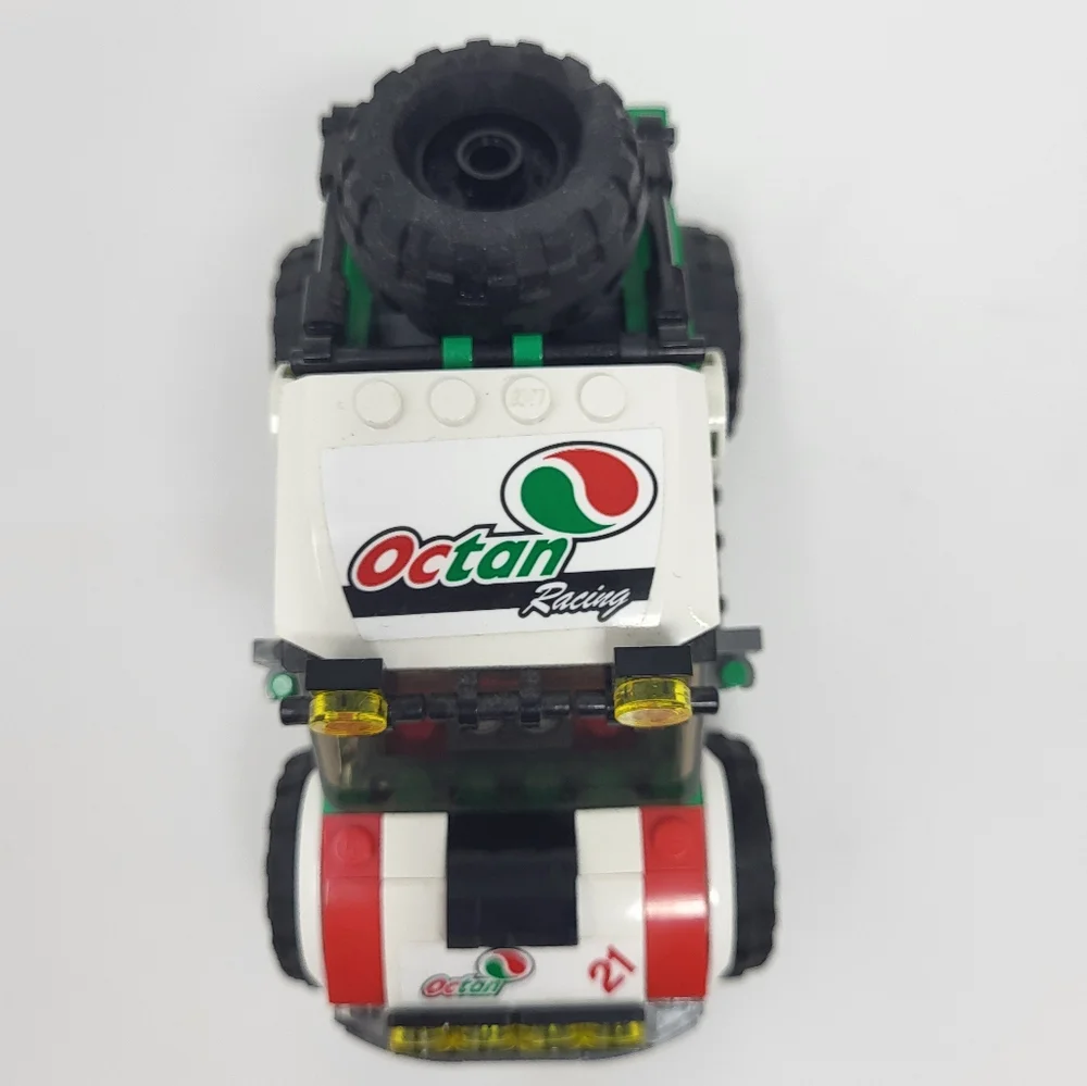 LEGO City 4 x 4 Off‎ Roader 60115 Complete Set Retired